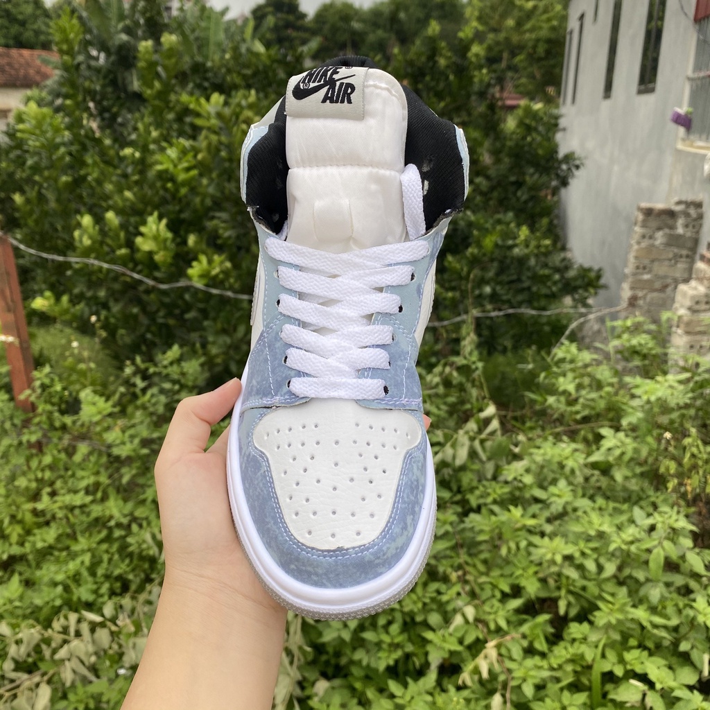 Giày 𝐉𝐨𝐫𝐝𝐚𝐧 1 [Free Ship ] Giày 𝐚𝐢𝐫 𝐉𝐨𝐫𝐝𝐚𝐧 hyper royal xanh nỉ cao cổ mới, Giày JD1 xanh loang nam nữ hot nhất 2021 | BigBuy360 - bigbuy360.vn