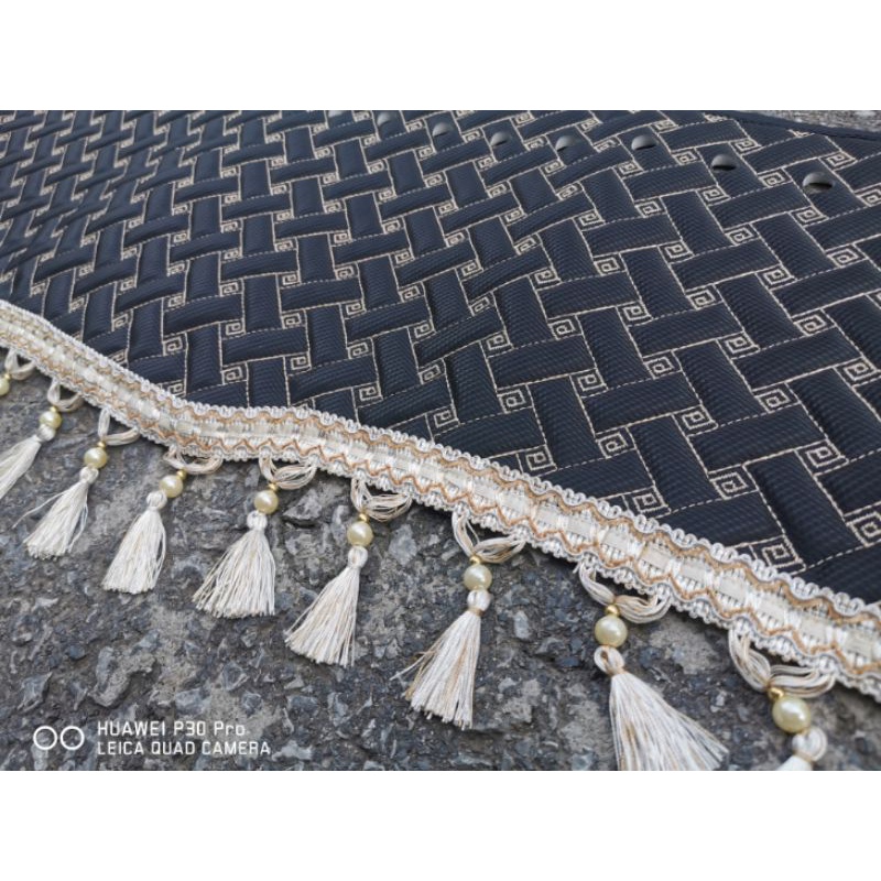 Thảm taplo KIA Frontier 140, K3000, K165, K2700,K190 da 6D, da CACBON, thảm chống nóng.