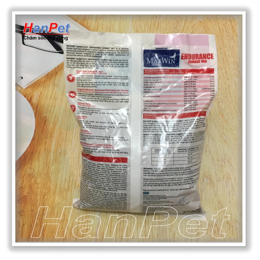 Hanpet.GV- Cám gà chọi Maxwin- thức ăn gà đá- kích thích phát triển cơ- gói 1kg (hàng nhập Thái) (- 614)