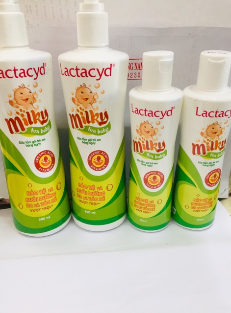 Sữa tắm gội Lactacyd Milky