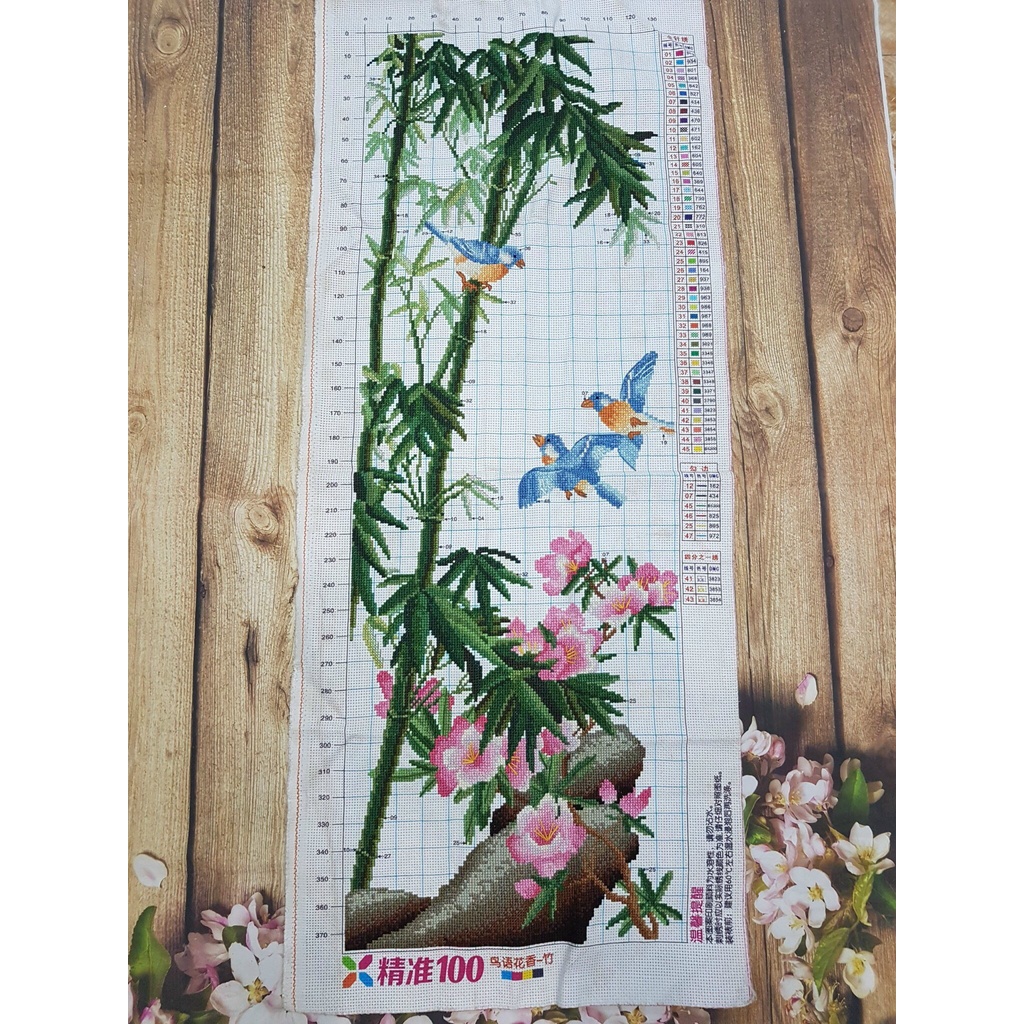 Tranh thêu thành phẩm