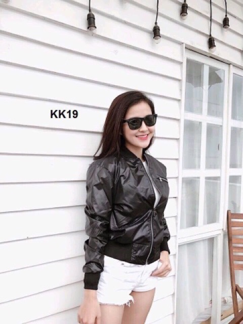 Áo khoác nữ crop | BigBuy360 - bigbuy360.vn