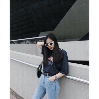 Kính mát nữ xinh xắn