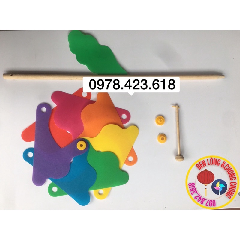Chong chóng nhựa 7 cánh cán gỗ - chong chóng 7 màu cầu vồng - đồ chơi cho bé