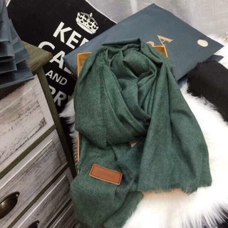 Khăn quàng cổ zara mỏng nhẹ chất đẹp