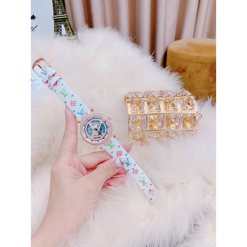 Đồng hồ nữ Louis Vuitton cao cấp - chống nước