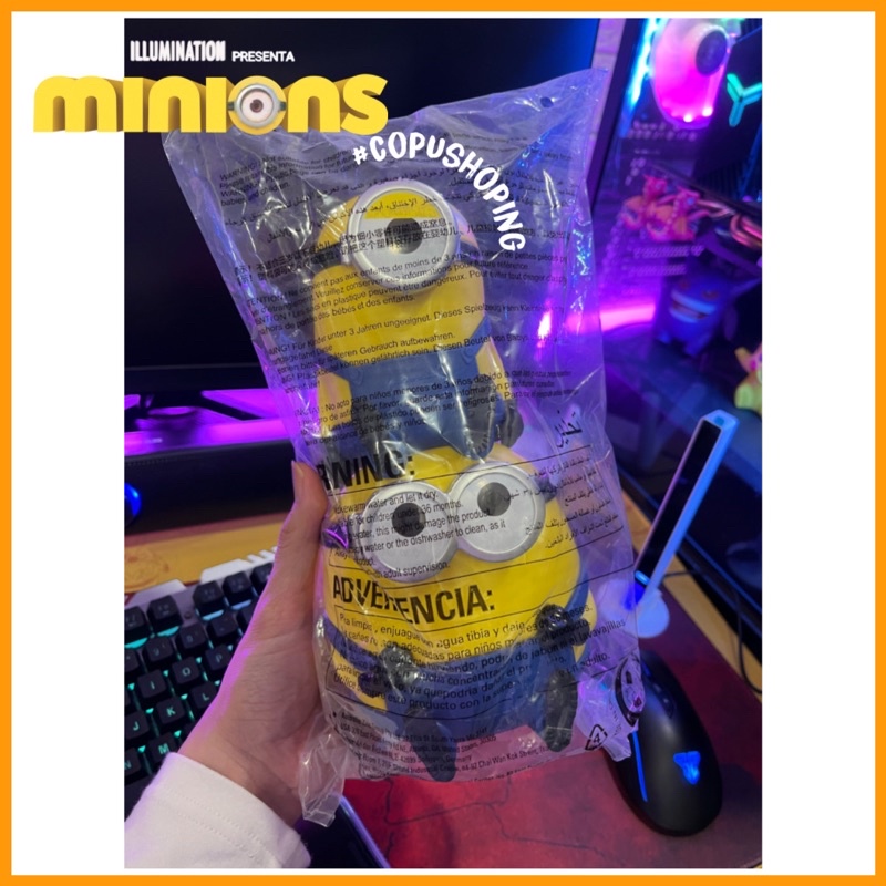 Ly uống nước Totem Topper hình nhân vật Minions Otto Sự trỗi dậy của Gru
