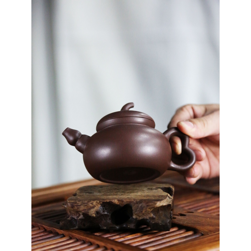 Ấm Tử Sa Nghi Hưng Hồ Lô 180 ml (Tử Nê)