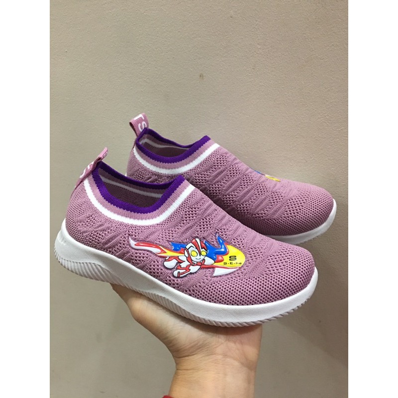 Giày thể thao cho bé mã 38053