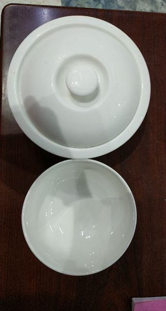 THỐ CHƯNG YẾN SÀO MINH CHÂU