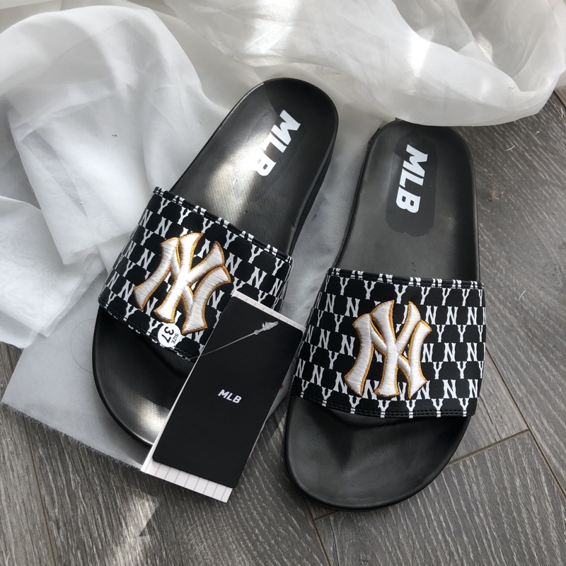 Dép Quai Ngang 𝗠𝗟𝗕 Hàn Quốc Full Size Nam Nữ Logo Thêu 2 Màu Trắng Đen