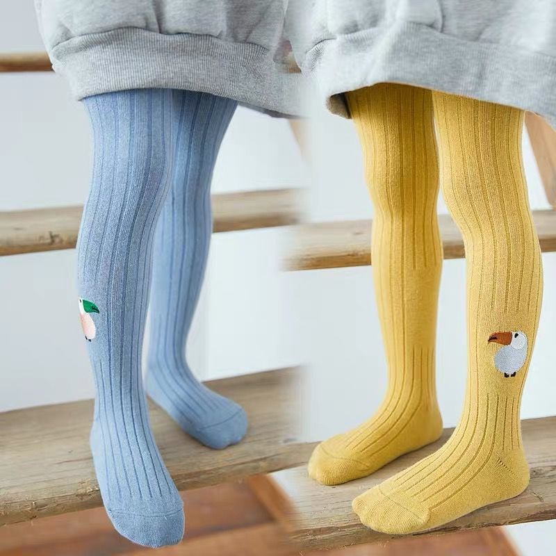 Quần tất dệt kim dày dặn thêu họa tiết xinh xắn cho bé gái