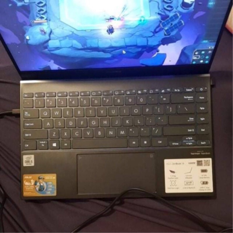 Tấm silicon bảo vệ laptop