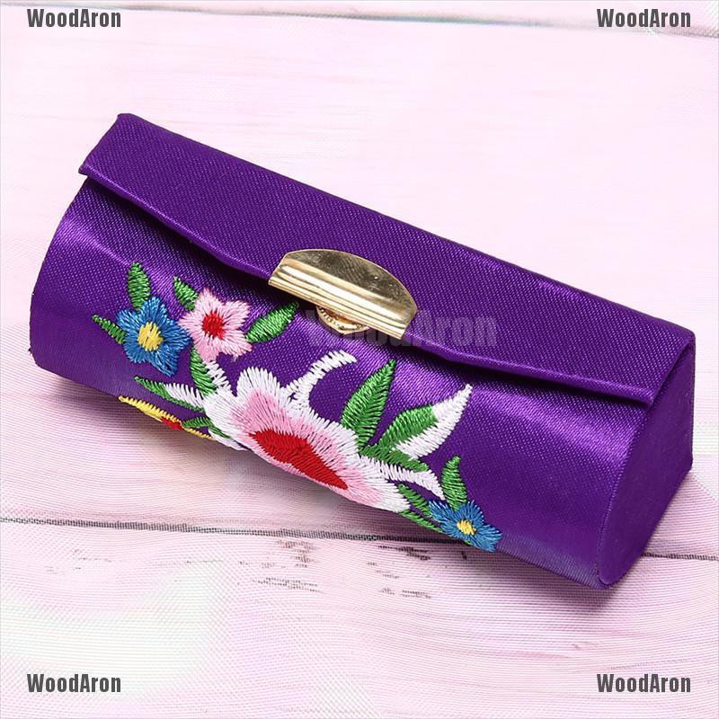 (hàng Mới Về) Giá Đỡ Son Môi Bằng Gỗ Họa Tiết Hoa Kèm Gương Tiện Dụng | BigBuy360 - bigbuy360.vn