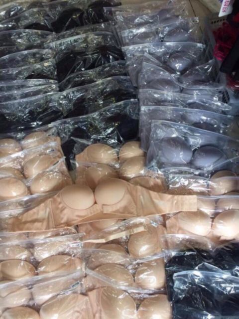Áo bra nâng ngực cài dưới hàng QC