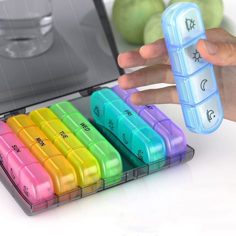 Hộp Nhựa Đựng Thuốc Màu Cầu Vồng Tiện Lợi