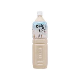 Chai 1,5 Lít Nước Gạo Rang Woongjin Hàn Quốc