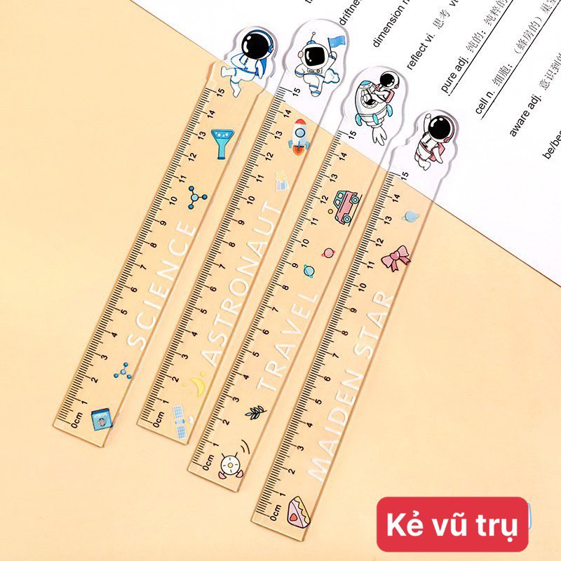 Thước kẻ dẹt bằng nhựa cách điệu đầu và có in màu độc đáo