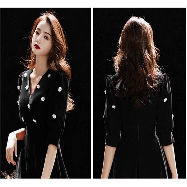 Đầm nhung đính cài hoa cho các nàng dự tiệc sang trọng quyến rũ | BigBuy360 - bigbuy360.vn