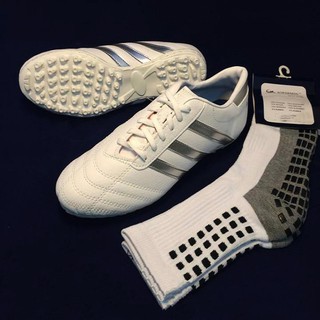 Giầy đá bóng ba sọc size 38 đến size 43 khâu full đế