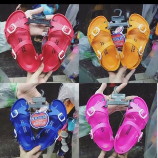 SANDAL NHỰA THÁI LAN