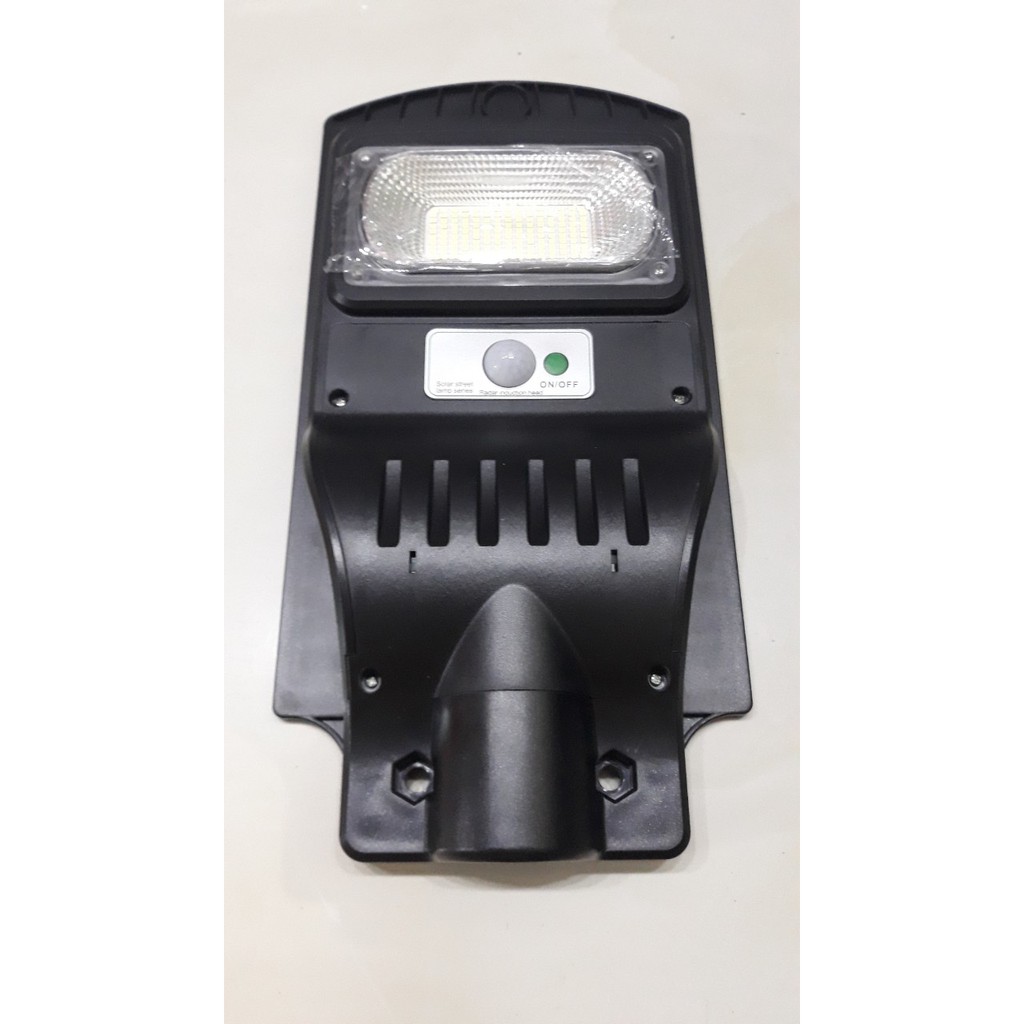 Đèn led chiếu sáng đường phố năng lượng mặt trời pin mặt trời liền thể trên thân đèn 1101 ánh sáng trắng công suất 60W