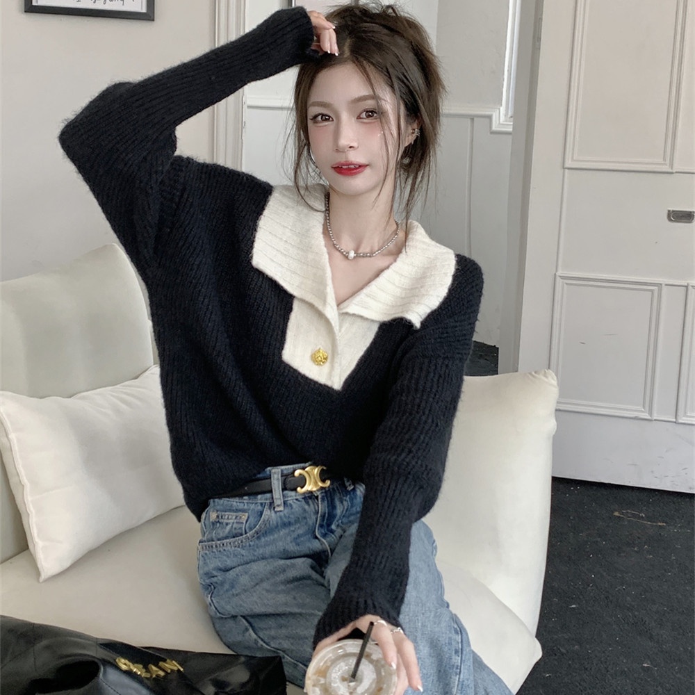 Áo Dệt Kim Tay Dài Dáng Rộng Màu Sắc Tương Phản Phối Nút Vàng Thời Trang Mù