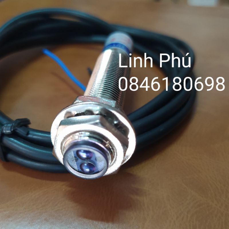 Cảm biến quang E3F1-DS8C1