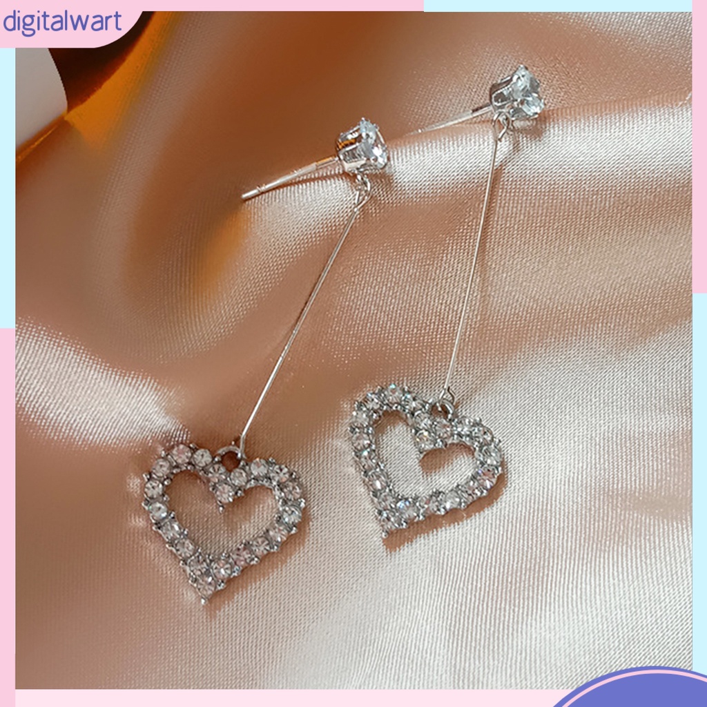 Đôi Khuyên Tai Hợp Kim Hình Trái Tim Thời Trang Cho Nữ