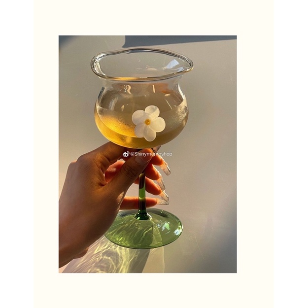 Ly thuỷ tinh màu hoa nhí phong cách ins siêu đẹp