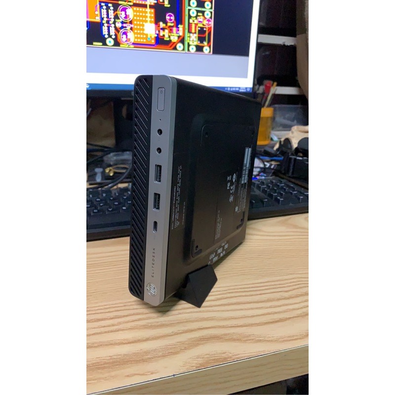 Máy tính để bàn Hp 705 G4 mini: bộ vi xử lý AMD với gpu mạnh