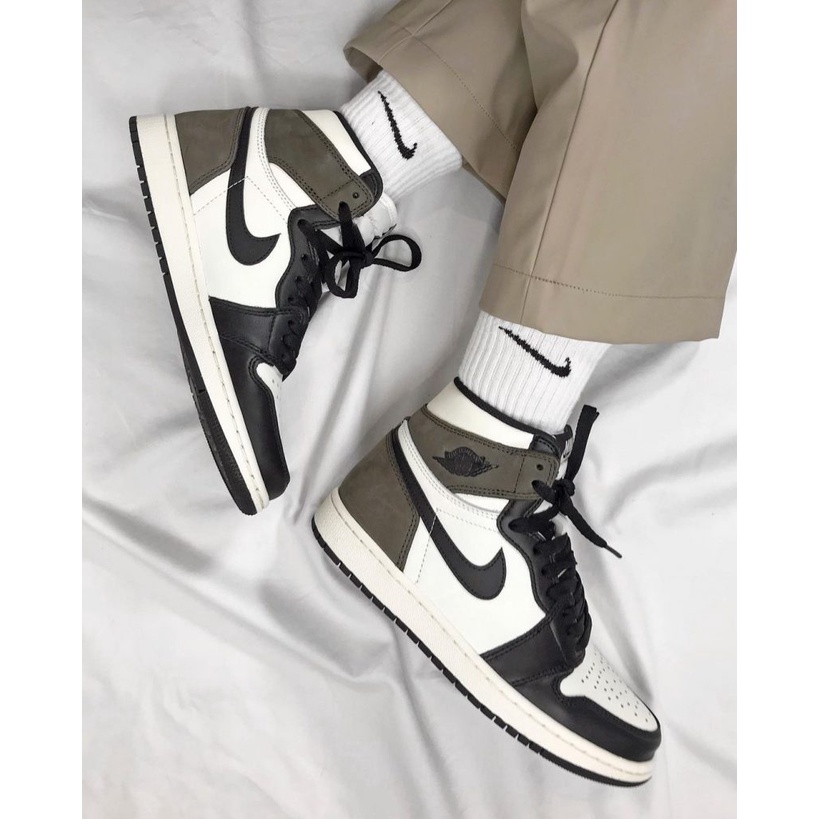 Giày Thể Thao Nam Nữ MOOCCHAA-Màu Mới Nhất Camstore