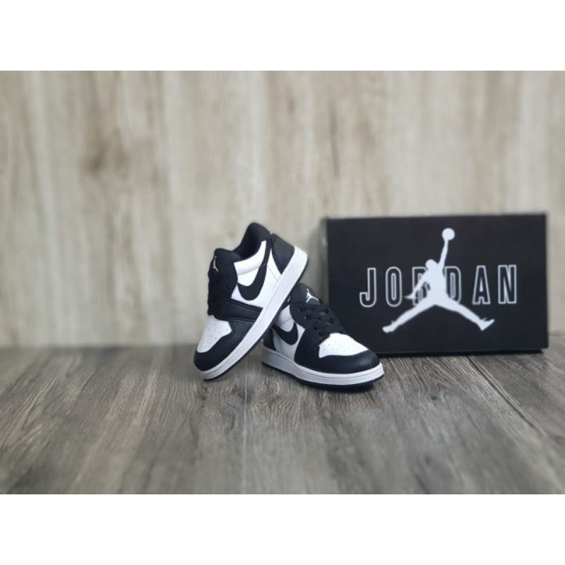 Giày Bata Nike Air Jordan Thời Trang Năng Động Cho Bé