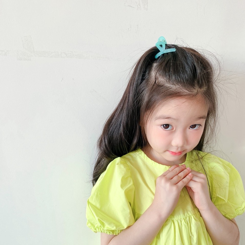 Kẹp Tóc Nhựa Màu Sắc Dễ Thương Xinh Xắn Cho Bé Gái