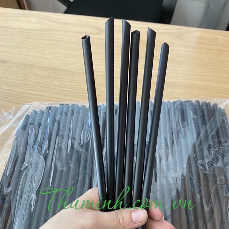 Ống Hút Sinh Tố Đen Phi 8 Bịch 500g