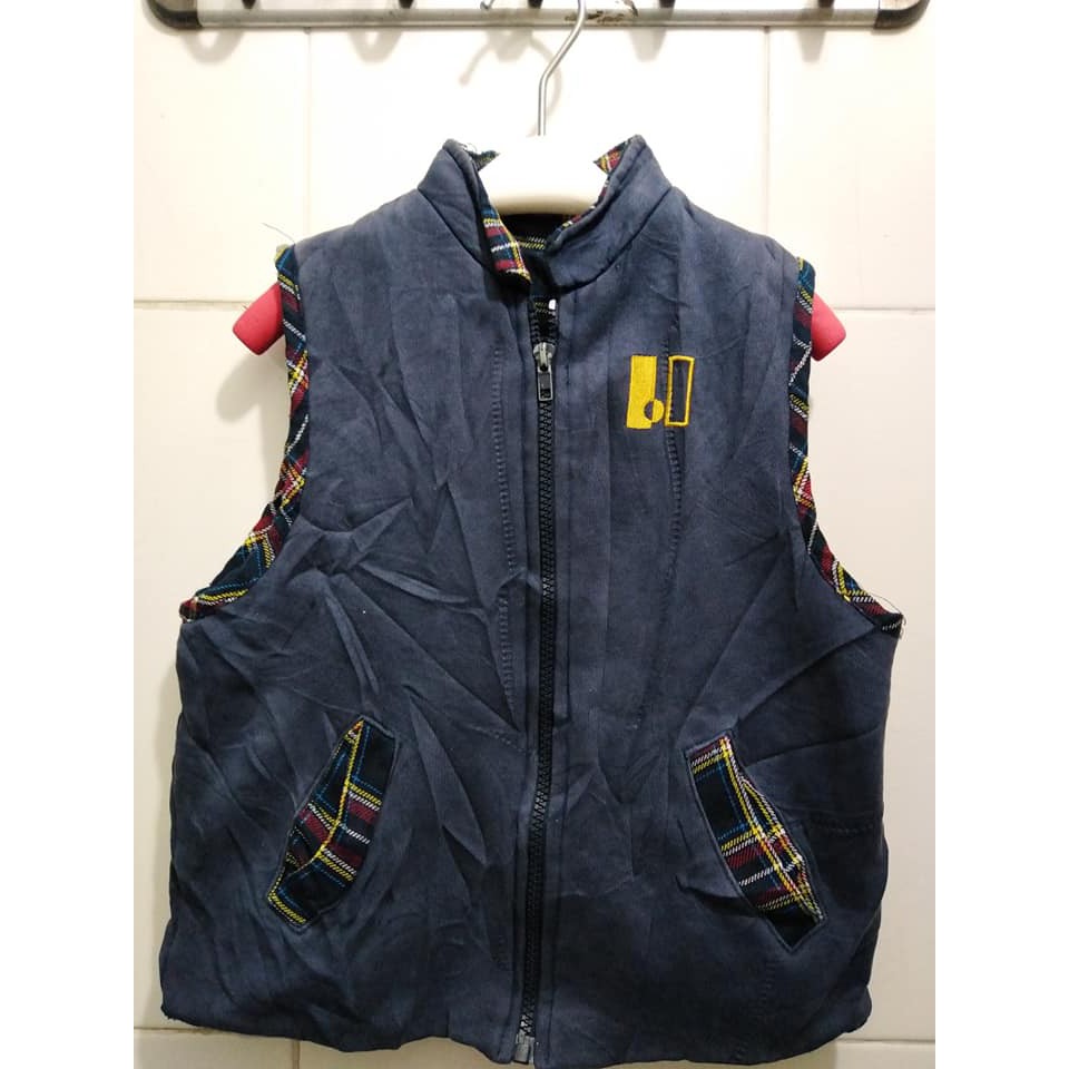 Áo gile nỉ 2 lớp mỏng second hand cho bé 16-18kg