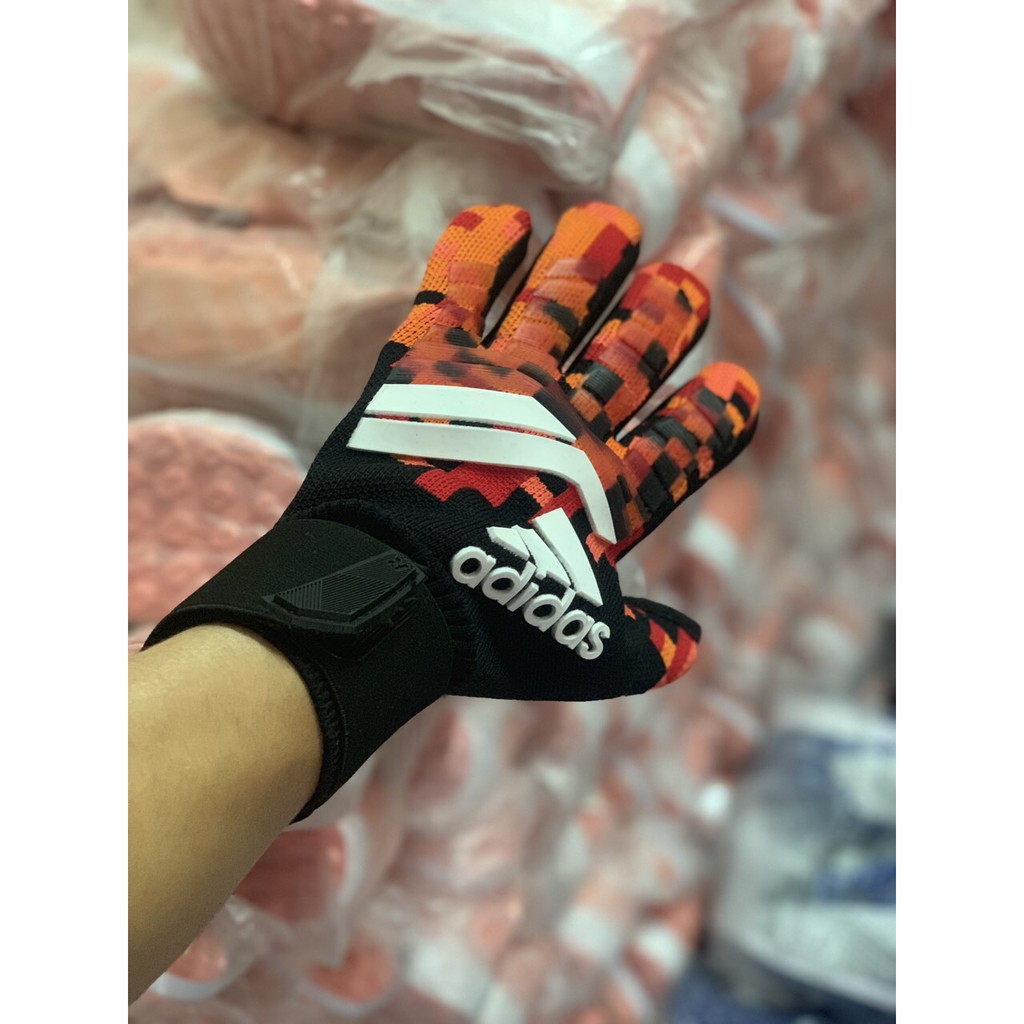 Găng tay thủ môn Predator màu đỏ đen , găng tay Predator màu hồng - Hàng đẹp đủ size