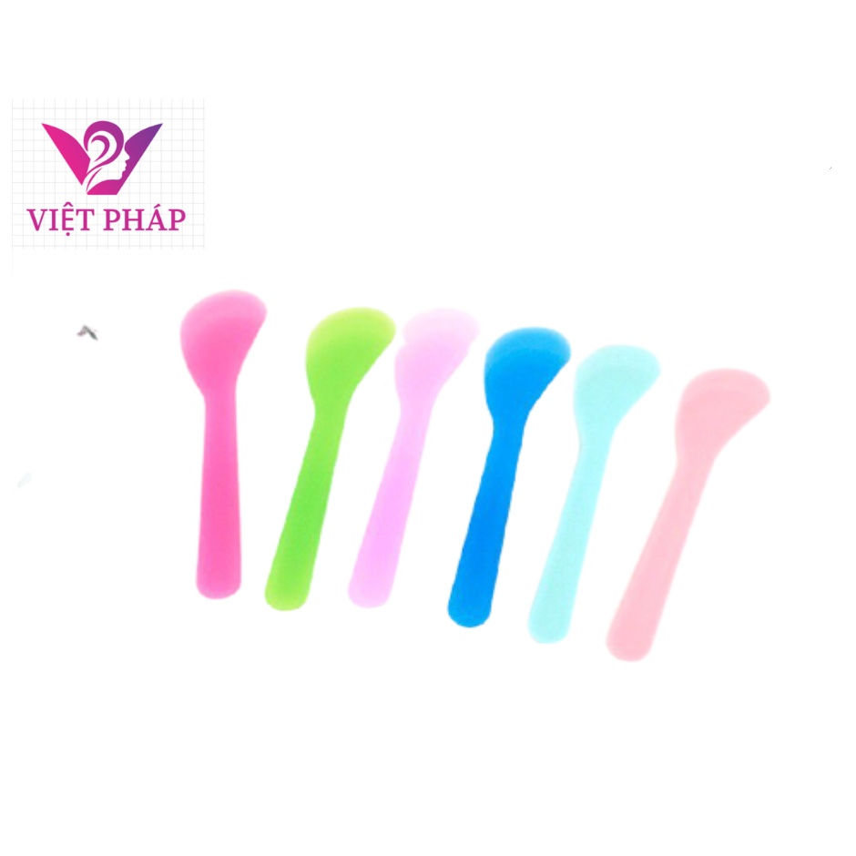 Thìa nhựa trộn mặt nạ