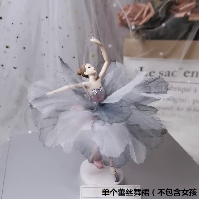 Topper Cắm Trang Trí Bánh Kem Hình Cô Dâu Chú Rể Xinh Xắn