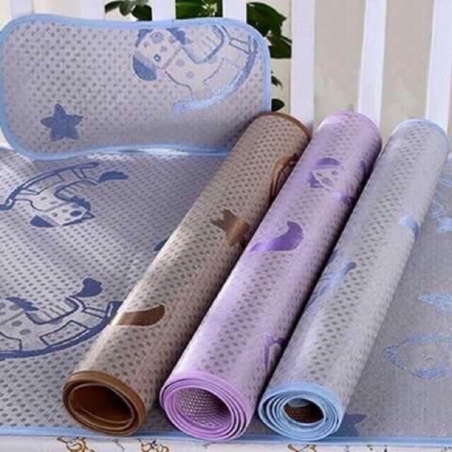 Chiếu lụa điều hoà cho bé