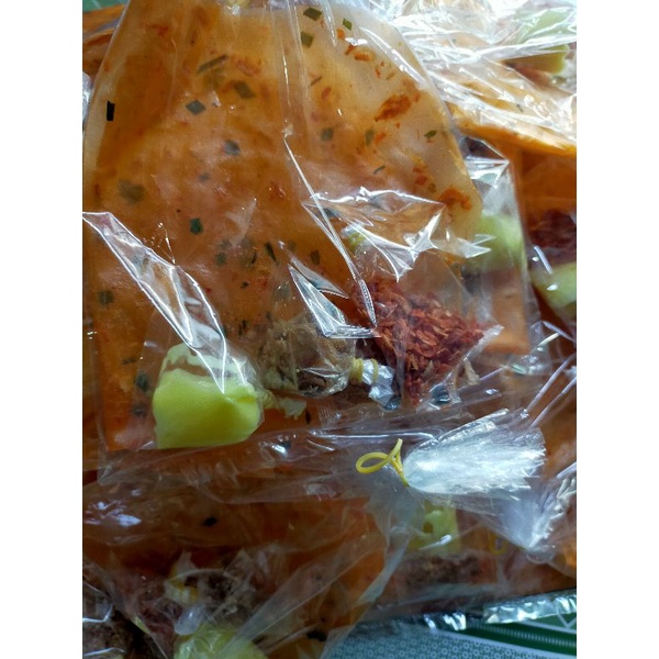 1 bịch bánh tráng bơ 8k