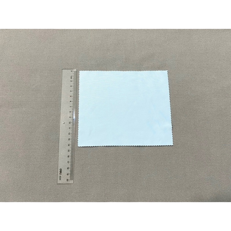 01 hộp khăn lau kính (gồm 90-95khăn/h)-kích thước 14*17cm