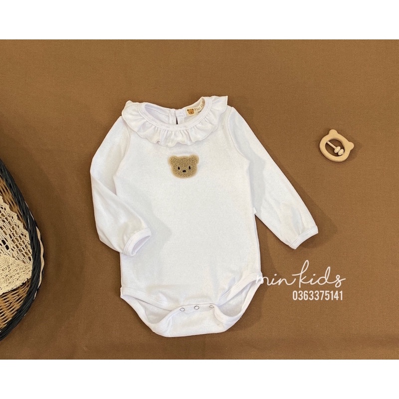 Bodysuit dài tay cổ bèo thêu hình dễ thương cho bé gái
