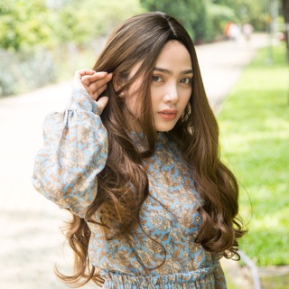 Tóc giả nguyên đầu xoăn hai mái dài