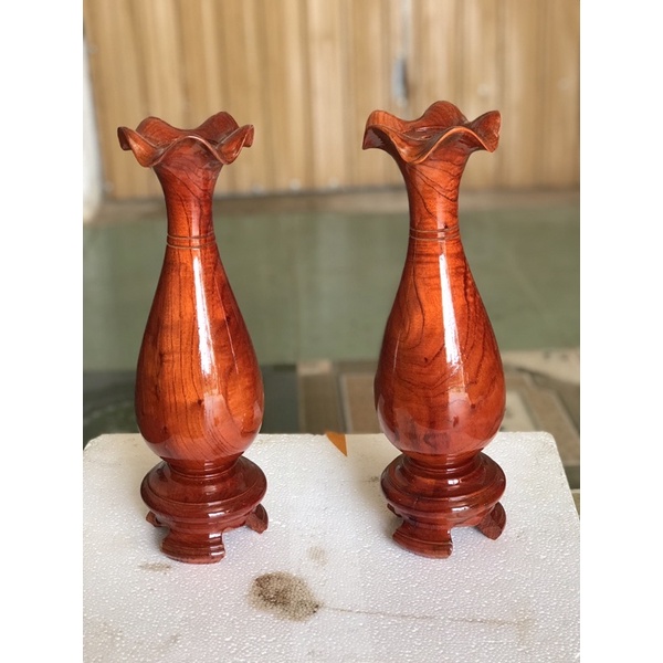 hai chiếc lục bình lọ hoa gỗ xoan đào kt 10cm* 30cm