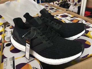 [ Full box + tặng móc khoá ] Giày ultra boost 3.0 đen trắng