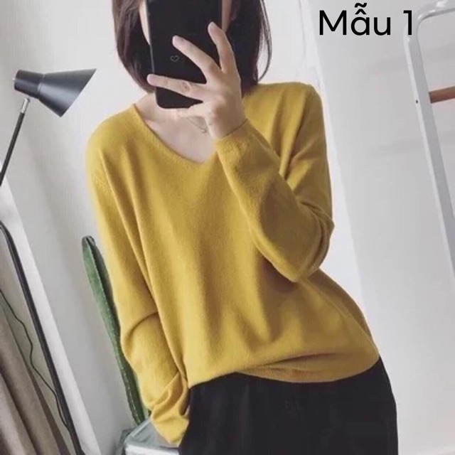 Áo len cổ tim dáng xuông