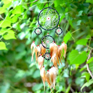 Dreamcatcher Màu Nâu ( vòng to = 13cm, vòng nhỡ = 8cm , vòng con = 4cm , chiều cao = 50cm )