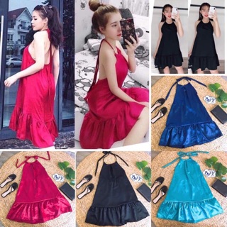 Đầm yếm phi lụa hót (anh chụp phía sau)