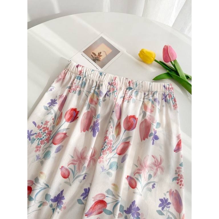 Bộ Đồ Ngủ 3 Món Tay Ngắn Bằng Lụa Họa Tiết Hoa Xinh Xắn Cho Nữ